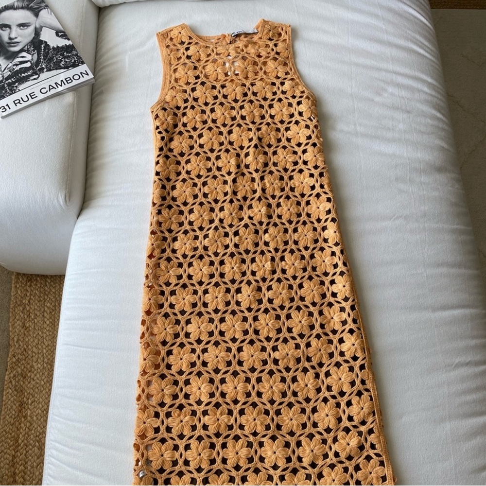 Limited Edition NWT Zara Floral Orange Crochet Sleeveless Maxi Dress Size M